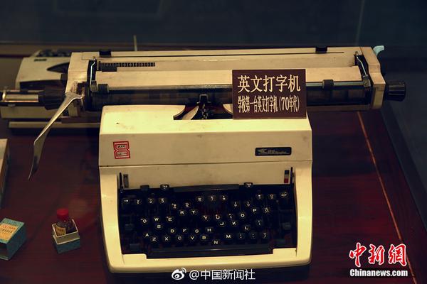東盟海上演習(xí)在韓國(guó)舉行 中美日同時(shí)派艦參演