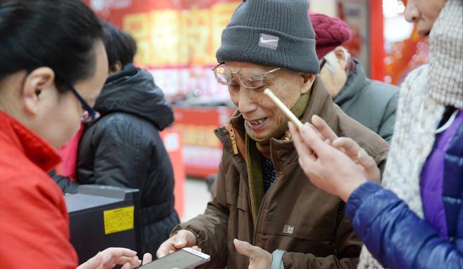 400萬年鐘乳石遭破壞偷走后進展