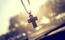 西昌森林火災(zāi)多處復(fù)燃 局地?zé)匠菂^(qū)